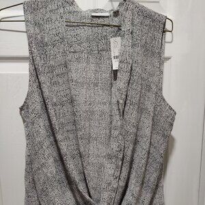 New York & Company Black and white blouse